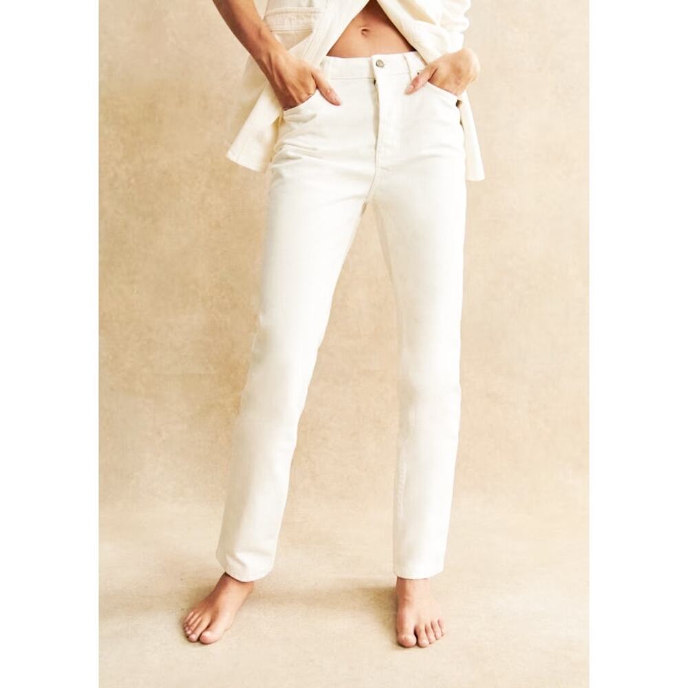 Sezane Straight-Leg Jeans in Cream